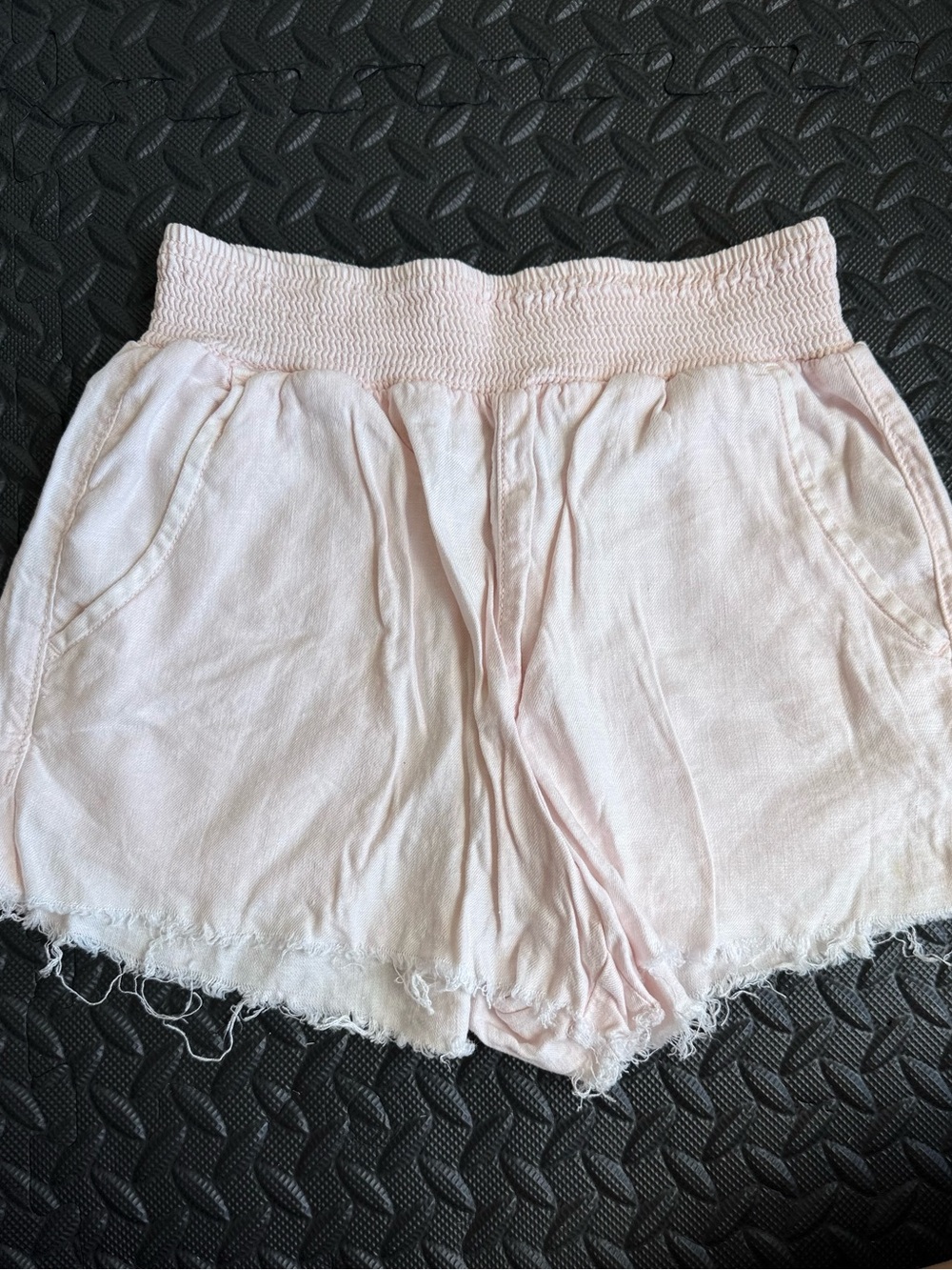 American Eagle Outfitters Light Pink High Waist Casual Shorts